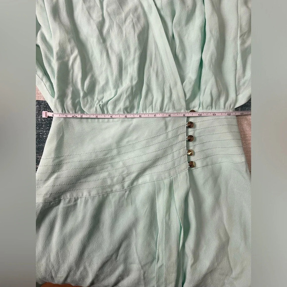 Guess by Marciano flutter sleeve mini dress(Size XS) - Picture 9 of 10